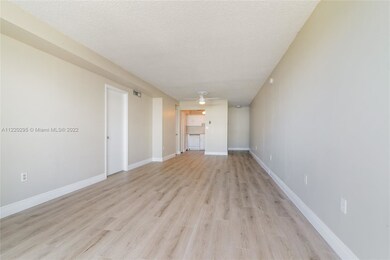 DINING LIVING ROOM 