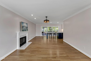 13-1005 Thorncroft-5