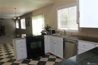 24230 Lockwood Rd, Bothell, WA 98021 - photo 5