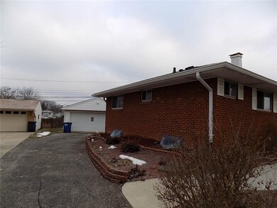 706 Ash St, Beech Grove, IN 46107 - photo 4