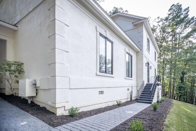 3406 Heather Drive-8