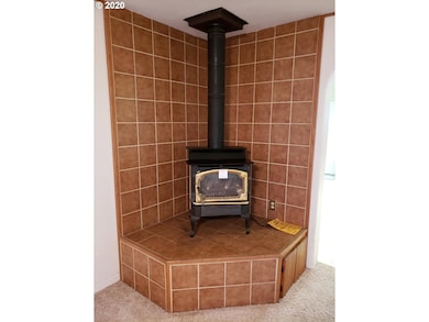 640 S Bridge St, Sheridan, OR 97378 - photo 5