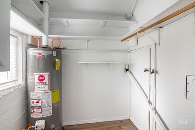 725 Pioneer Rd, Weiser, ID 83672 - photo 2