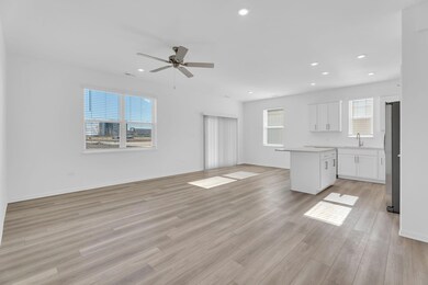 144-web-or-mls-12583 Maryland St - Flore