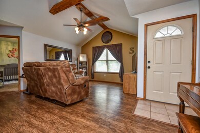 586 Stoney Path-6