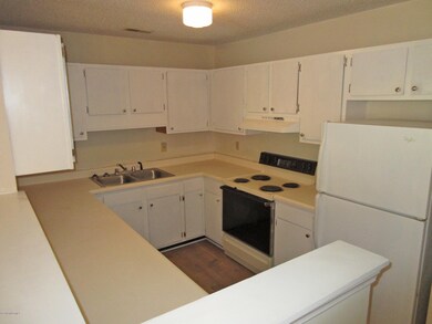 121 Marlene Dr, Jacksonville, NC 28546 - photo 6