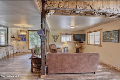 23 Spacious Living Room