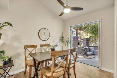 7203 Mission Hills Dr Las Vegas, NV 89113-Spanish