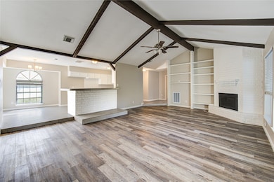 6430 Pirtlewood Cir, Houston, TX 77088 - photo 2