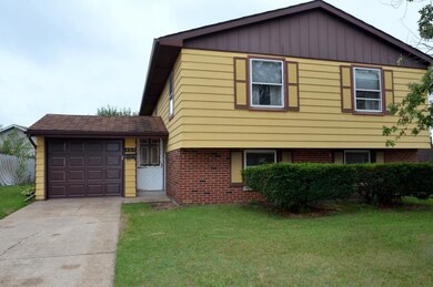 4317 Arbutus Ln, East Chicago, IN 46312 - photo 2