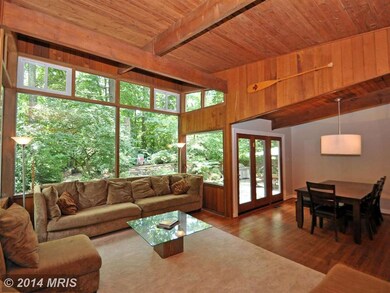 6409 Crosswoods Dr, Falls Church, VA 22044 - photo 4