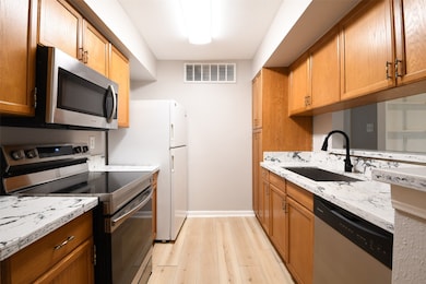 12955 Woodforest Blvd unit 77, Houston, TX 77015 - photo 5