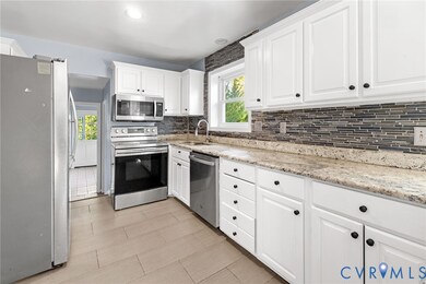 1331 Warminster Dr, Midlothian, VA 23113 - photo 6