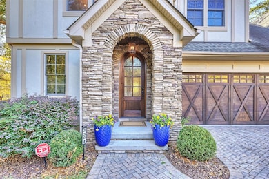 3304 Josephine Ct, Charlotte, NC 28205 - photo 2