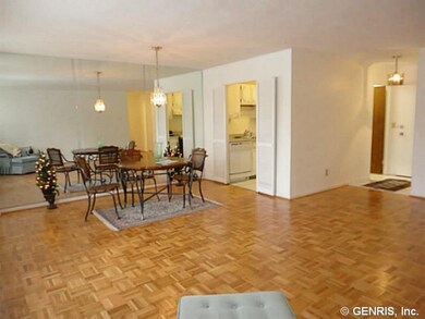 Dining Room This combination living/dining area af