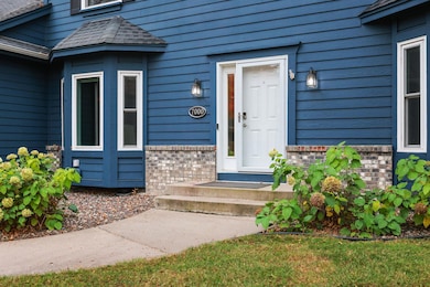 7000 Yorktown Ln N, Maple Grove, MN 55369 - photo 6