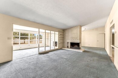 5495 E Atchison St, Fresno, CA 93727 - photo 4