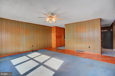 553 Shields Rd, Saint Thomas, PA 17252 - photo 5