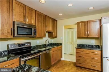 11301 Commonwealth Dr unit 104, Rockville, MD 20852 - photo 3