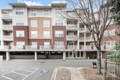 Preston Flats unit 217, Charlotte, NC 28209 - photo 2