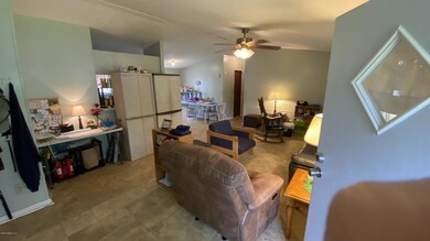 5634 Leslie Rd, Jacksonville, FL 32244 - photo 3