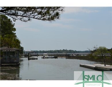 Waterfront/Dock/Pier.