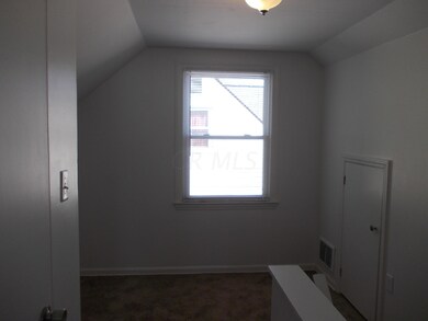 1733 Huy Rd 011