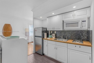 1555 Pennsylvania Ave unit 209, Miami Beach, FL 33139 - photo 4