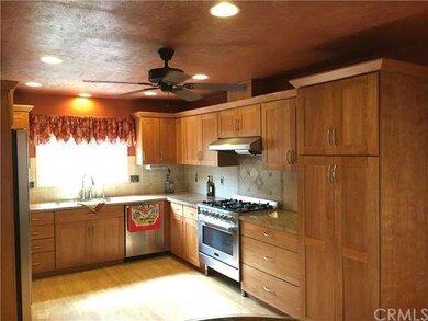 Beautiful remodeled kitchen!