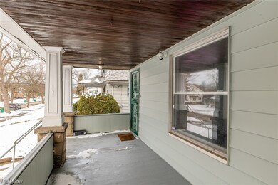 5233 Anthony St, Maple Heights, OH 44137 - photo 4