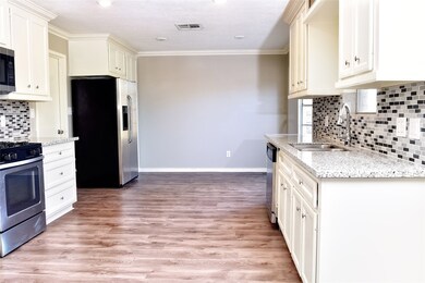 9735 Santa Monica Blvd, Houston, TX 77089 - photo 3