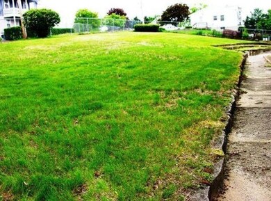 53 Bridges St unit 2nd Flr L, Framingham, MA 01702 - photo 3