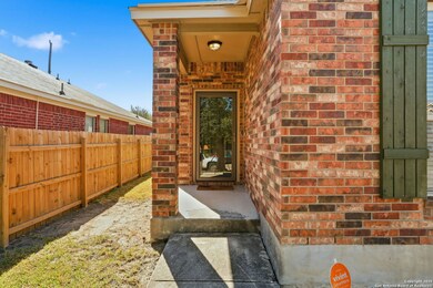 9918 Fuchsia View, San Antonio, TX 78245 - photo 5