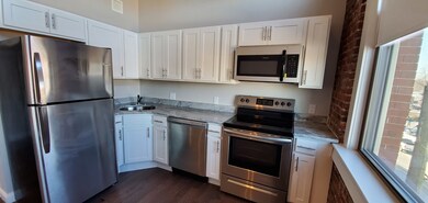 1 Main St unit 303, Peabody, MA 01960 - photo 4