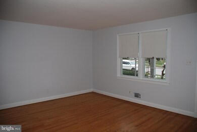 1007 Winsford Rd, Towson, MD 21204 - photo 5