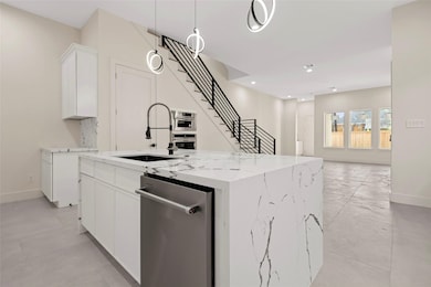 5117 Schuler St unit B, Houston, TX 77007 - photo 5