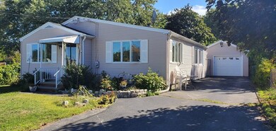 117 Harding St, Chicopee, MA 01013 - photo 2