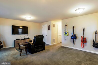 7366 Matchbox Aly, Elkridge, MD 21075 - photo 7