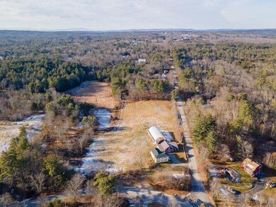 3 Pleasant St, Chichester, NH 03258 - photo 3