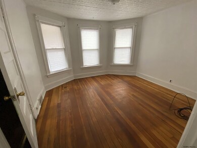 74 Wylie St unit 2nd Floor, Schenectady, NY 12307 - photo 2