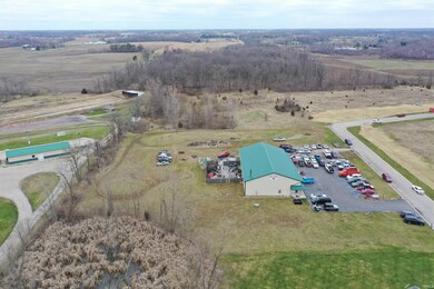 9356 E Commerce Dr, Churubusco, IN 46723 - photo 6