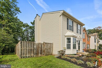 910 Chestnut Wood Ct, Chestnut Hill Cove, MD 21226 - photo 2