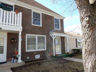 411 Sidney Ave unit 2C, Glendale Heights, IL 60139 - photo 2