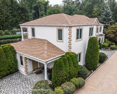 4 Seneca Dr 3