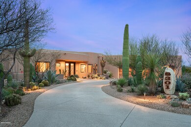 8301 S Triangle R Ranch Pl
