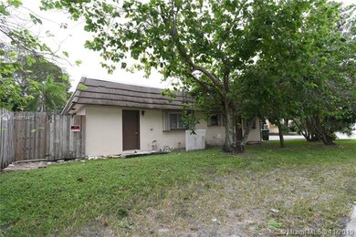 7431 NW 76th St, Tamarac, FL 33321 - photo 5