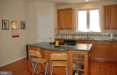 23218 Murdock Ridge Way, Clarksburg, MD 20871 - photo 4