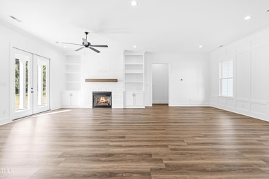 Living Room 4