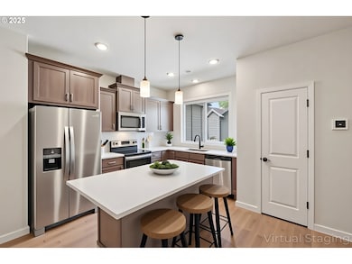 21196 SW Ortiz Ln, Beaverton, OR 97003 - photo 2