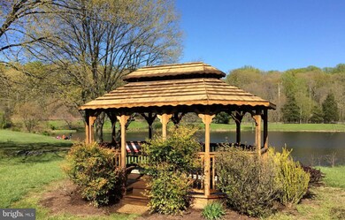 2724 Calkins Rd, Herndon, VA 20171 - photo 5